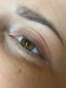 Laminacija obrvi - slika 3